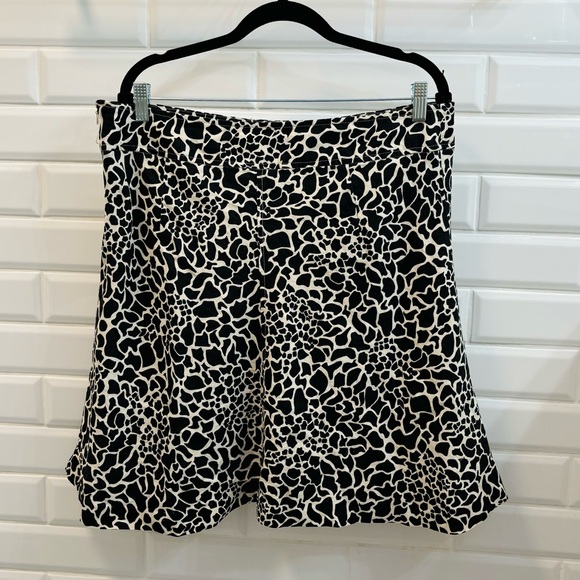 Merona Women’s 14 A-Line Animal Print Skirt - Picture 2 of 6